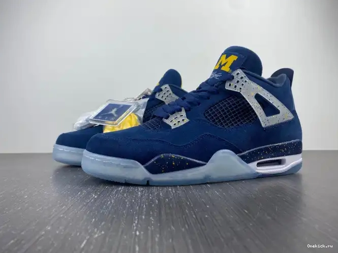 One Kick Michigan Jordan 4 Retro Air AJ4-1036660 (PE) 0624